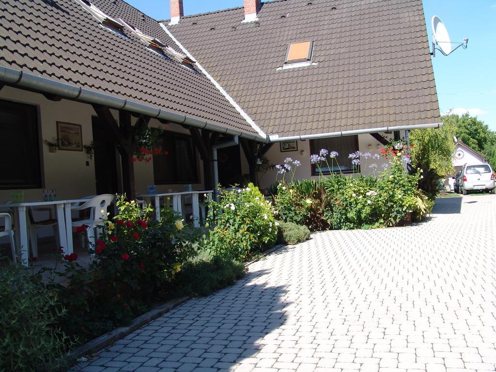 Balatongyörök Eifert Haz Bed & Breakfast 部屋 写真